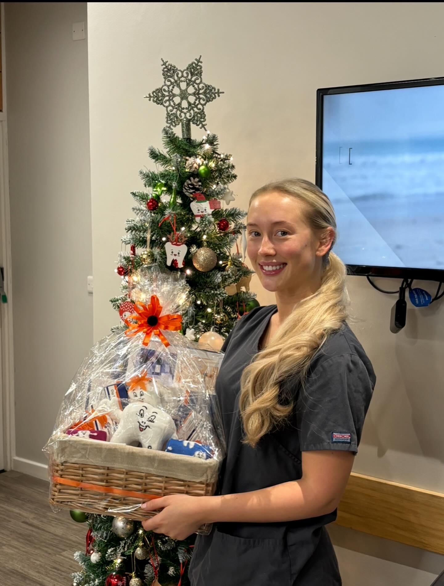 Thanks @nextdentaluk and @voco.uk for our lovely hamper!